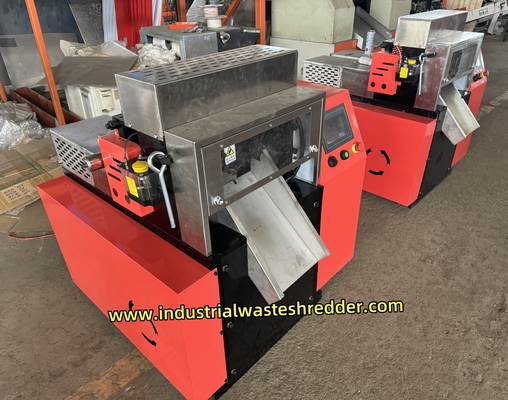 ราคาดี CNC Guillotine Cutter Chopper สําหรับเส้นใยเส้นใยที่มีขนาดการปล่อยตามความต้องการ ออนไลน์